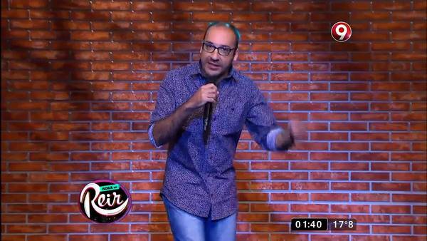 Mago Ruiz Diaz en Taburete Club de Comedia